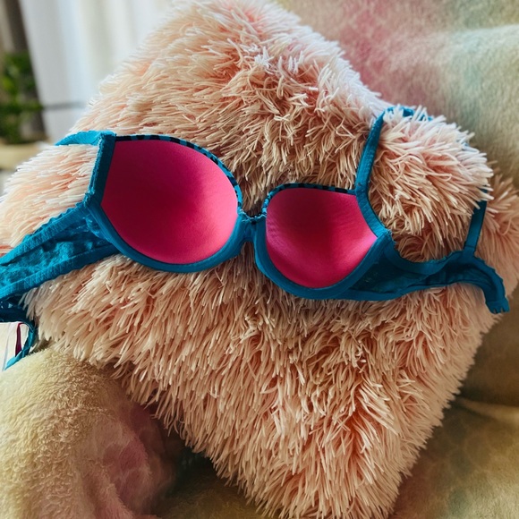 Pink by Victoria Secret Blue Demi Bra - SOLD - Picture 2 of 4